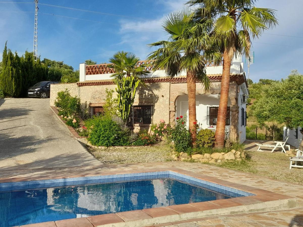 Las Palmeras - Ein Stueck Vom Paradies - Behagliches Haus Mit Pool Algodonales Exterior foto
